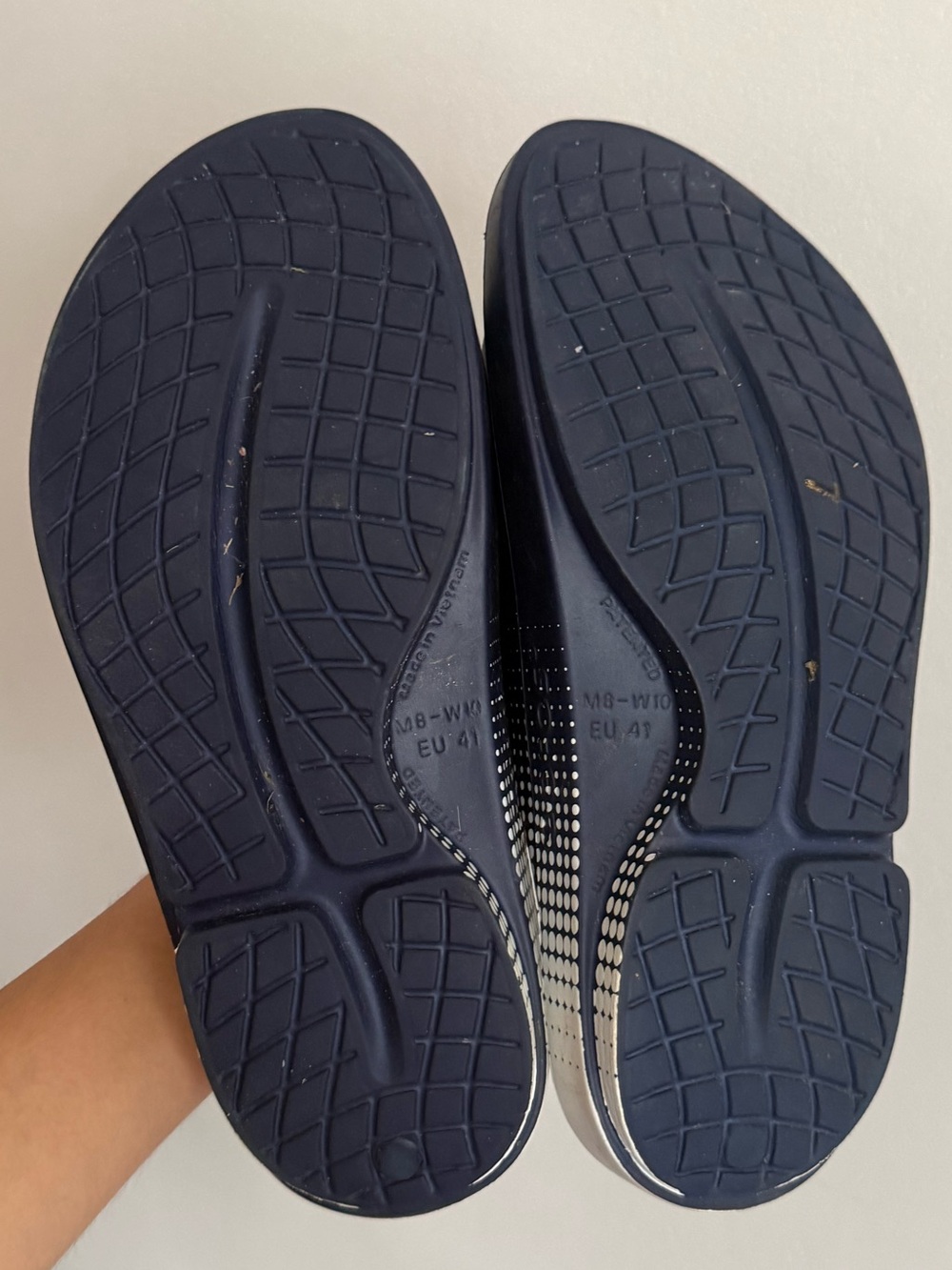 Oofos OOriginal Sport Recovery Slides Navy White Women’s W10 Men’s M8 - Picture 4 of 6